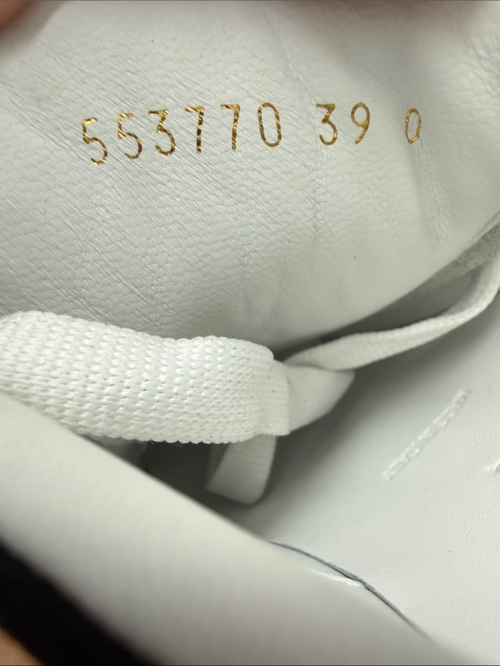 🔥 NEW WITH TAGS • Alexander McQueen Larry Low-Top Sneakers 🔥 - Picture 11 of 14